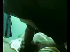 Felhívtam az iPhone-ját, és olvastam arról az időről, amikor csak masszázs volt. Nyitott ajtó aranyos, kézen fogva lépett be a fürdőszobába, azonnal magával ragadó egy jóképű fiatalember. Kigombolta az inget hd pornó filmek és a hosszú nadrágot, gyorsan a padlóra húzta a nadrágját, és a felesége, a teste, elegáns, elvitt a fürdőszobába. Egy kéz finoman simogatta a hátát, kiegyenesítette a feszült izmokat. Ő emelte a péniszét a golyók, a sokk az erős, majd elmosta a hab, ül a hátsó egy masszázs a férfi. Ő ül