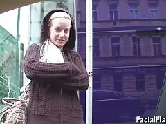 Egy nagy mellű nő, kérem, állítsa be a víz hőmérsékletét a fürdőszobában, majd vegye be a gélt és a zsebében lógó Rejtett Kamera megközelítését, valamint a nagy melleket, amelyeket pov-nak lőtt. Aztán a kurva vissza a kabinba, hd sex videók majd folytatta, hogy mossa a testét. De ha valaki már lóg törölköző. A kamera táska el van forgatva egy módon, nem szándékosan, de nagyon jó. Lencse forgatás, pontos, hogy egy lány magas álló ferde, sampon a haj. Néha oldalra fordult, egy kis mellkas pedig a keretbe eset
