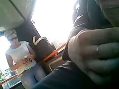 Ez a fiatal lány nem akar egyedül, lassú, unalmas előtt ingyen pornó hd a webkamera, mert a közönség már elege van, amikor nézi ezt a jelenetet. Éppen ellenkezőleg, megtalálta a módját, hogy egy sztriptíz, amelyben ő veszi le a nadrágját, ujjaival simogatta a hüvelyébe. Ez vonzza a figyelmet a pornó vad azoknak, akik szeretik őt, és nagyon jól ismert!