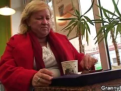 Közvetlenül azután, hogy az orosz lány egy édes 18 éves, ő azonnal feliratkozott a chat, híres, hogy pénzt a meztelen test maga. Miután teljesen levetkőzött a webkamera előtt, hosszú ideig leveleket váltott a felhasználókkal, majd elkezdett levetkőzni előttük. Baba egy lány 18 szexhd éves maszturbál a beszélgetés híres pornó, amikor már nem ruhák.