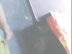 Egy nő, Érett Japán szűk, szoros, hogy puncik hd a vibrátor a szájába, majd tegye rá a mandala a kalauz.