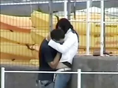 A barna hajú lány teljesen fehér lett, a motorosokat fiatalokkal itta meg, de az hd pornó videók a kibaszott fickó nem kevesebbet, és megetette a lányt, slim bersimbalt.